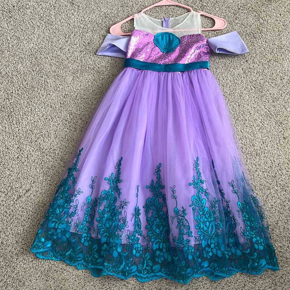 Girls Mermaid themed dress. estimated size 7/8